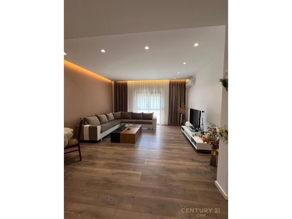 Apartament në shitje Rr. e Elbasanit