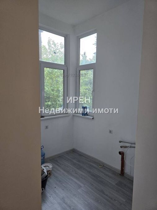 Снимка 318353748
