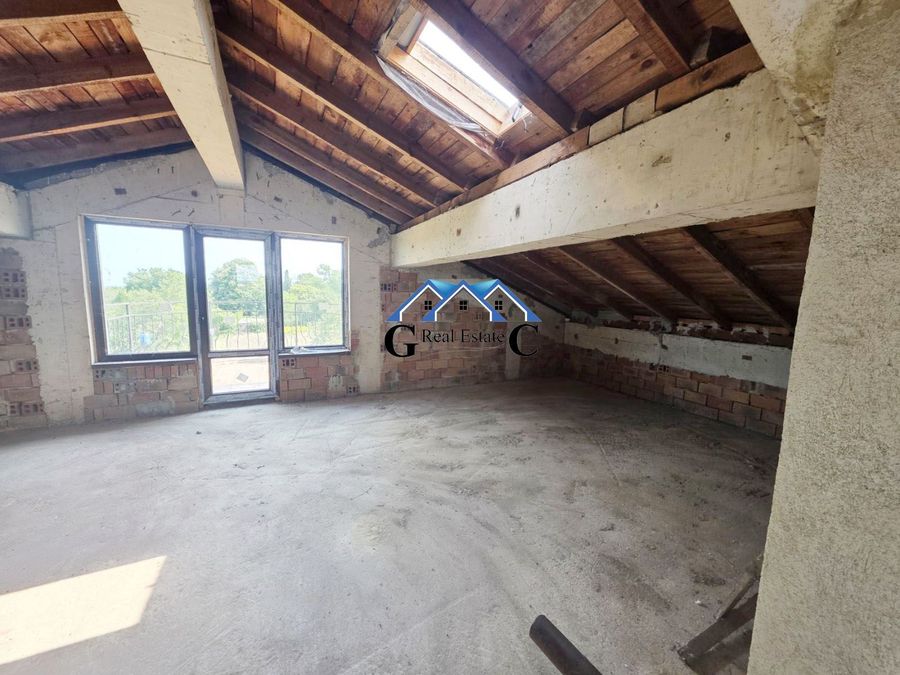 Снимка 318930759