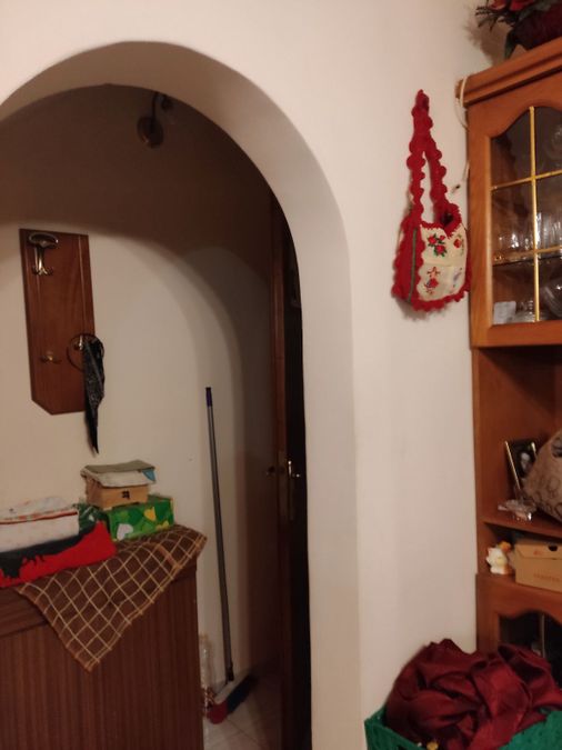 Photo 320196804