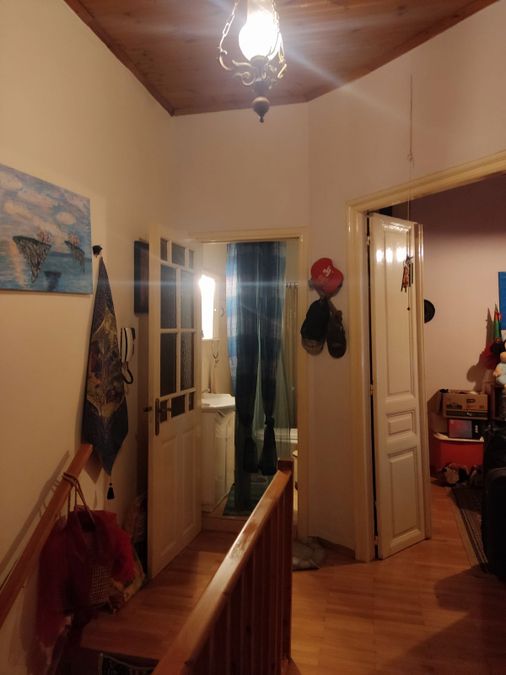 Photo 320196888