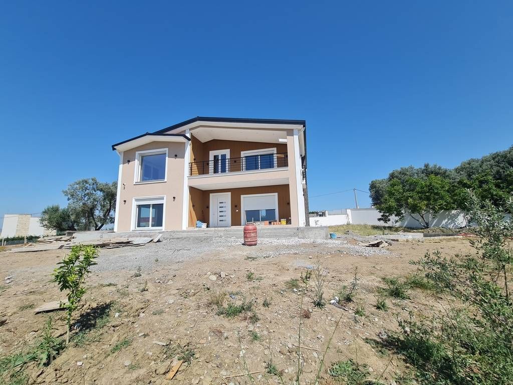 Vilë në shitje Babrru