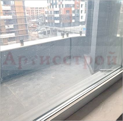 Photo 320743569