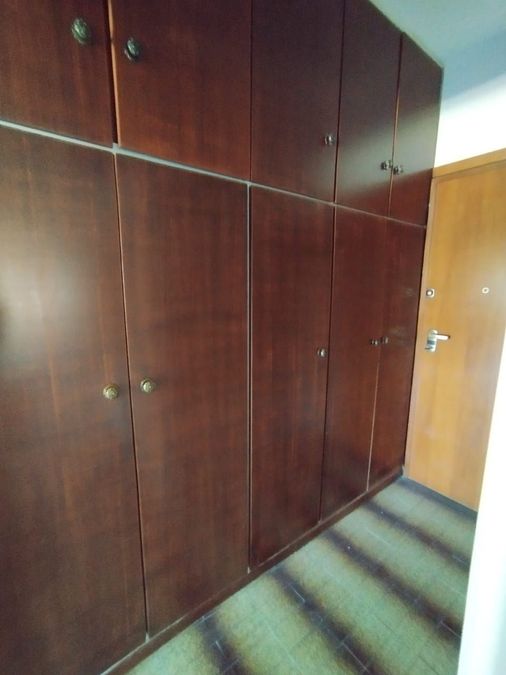 Photo 320960079