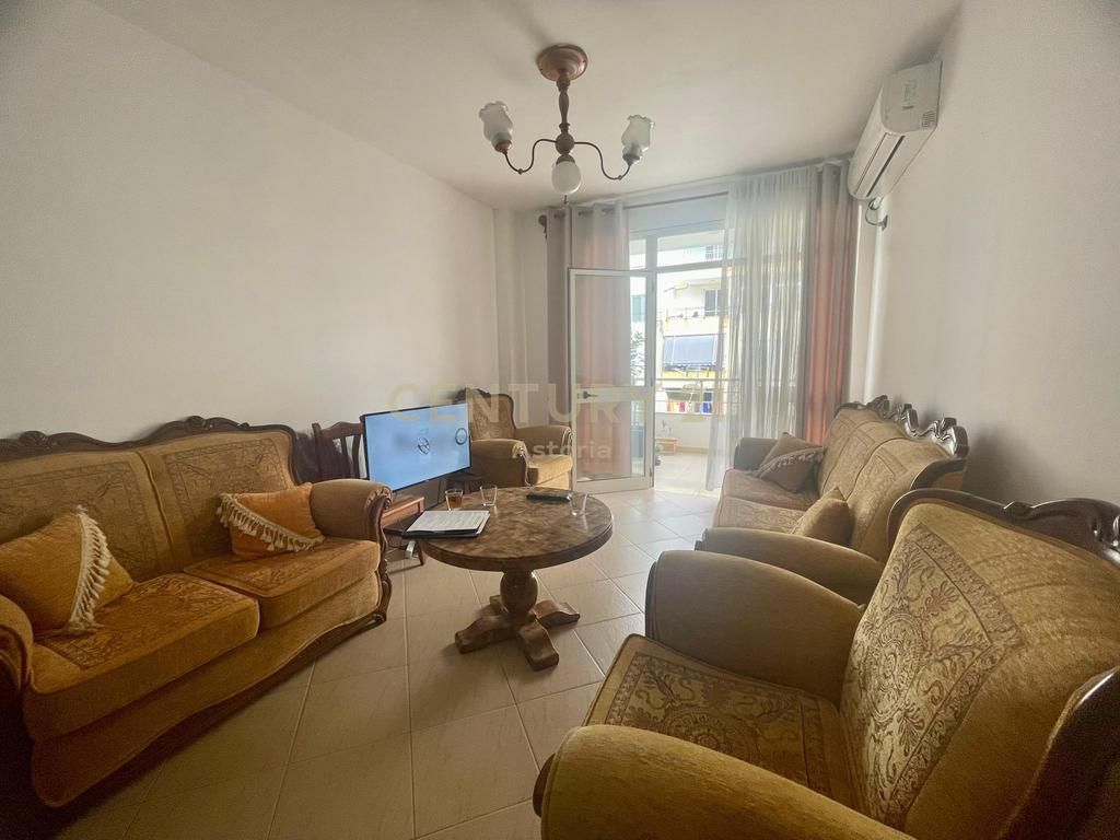 Apartament në shitje Astiri