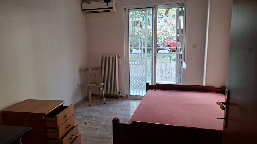 Photo 321273099