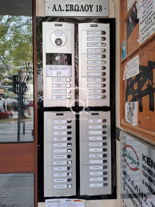 Photo 321696330