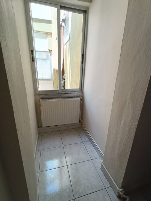 Photo 321729282