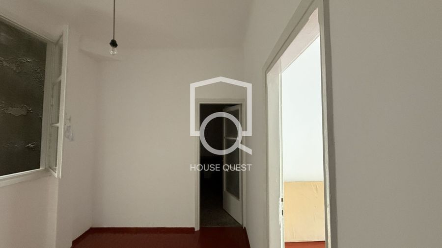 Photo 322356753