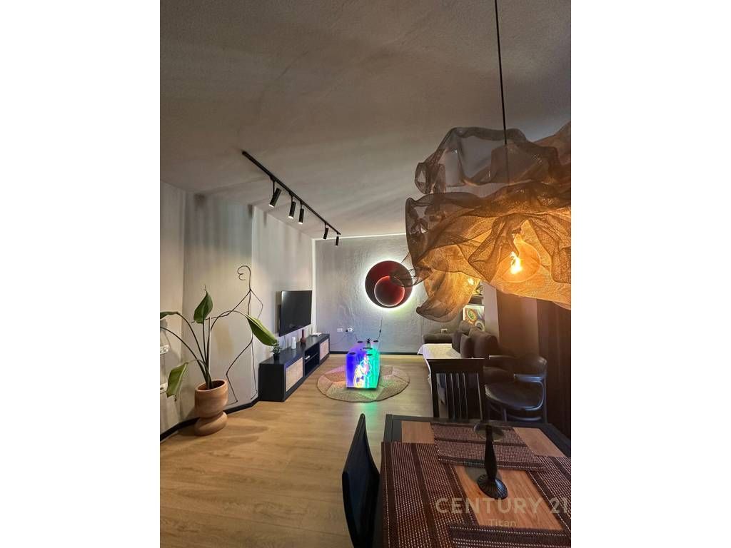 Apartament me qira Stacioni i Trenit