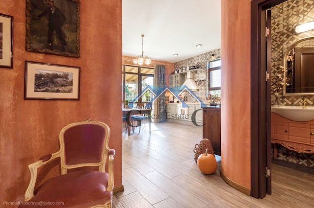 Снимка 323610237