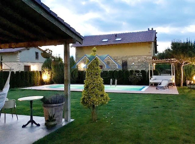 Снимка 323610435