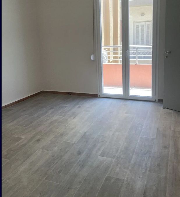 Fotografías 323759976