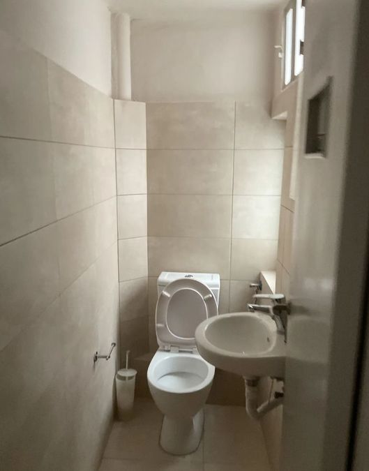 Fotografías 323759979