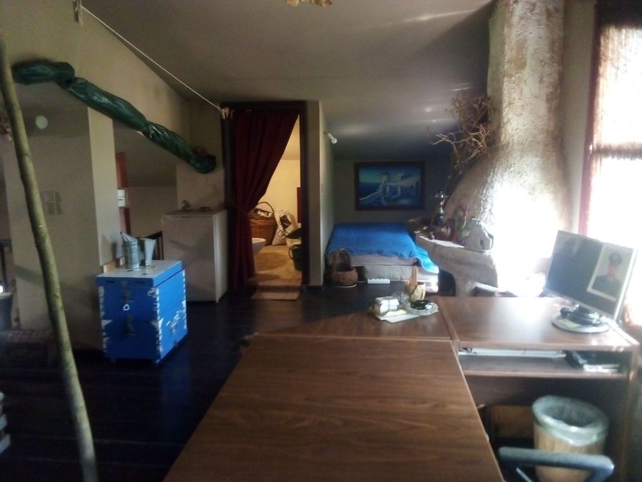 Photo 324213156