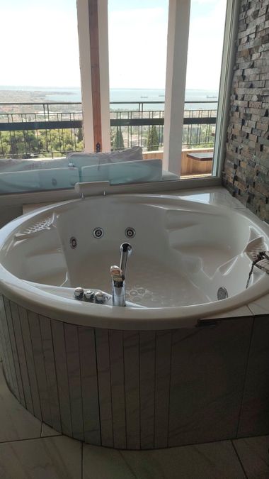 Photo 324408492
