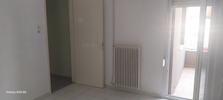 Photo 324612756