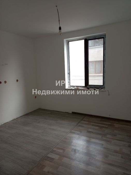 Снимка 324724131