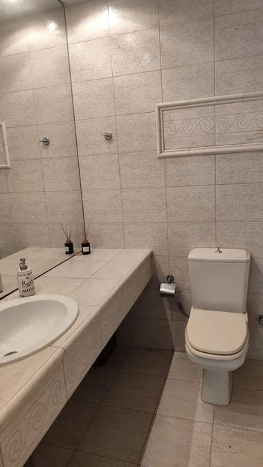 Photo 324724215