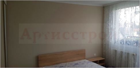 Photo 325068636
