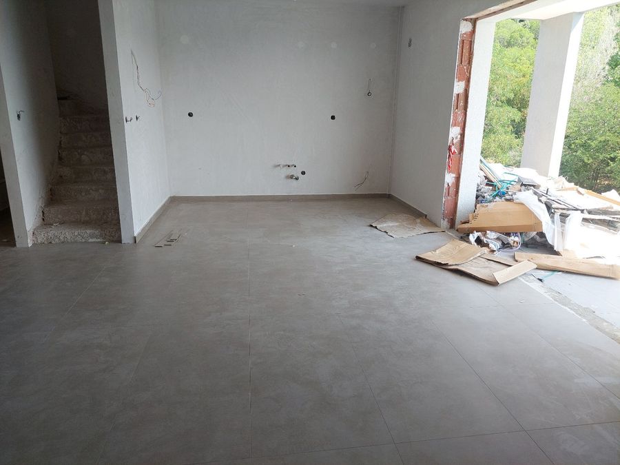 Photo 325076820