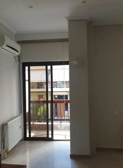 Photo 325146297