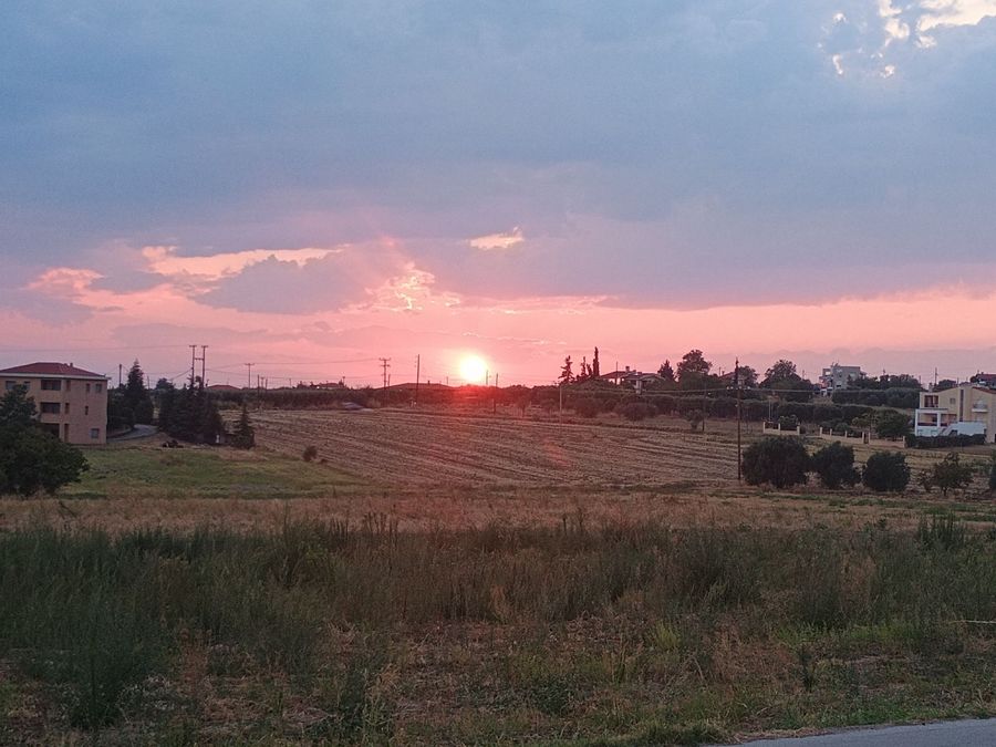 Photo 325327692