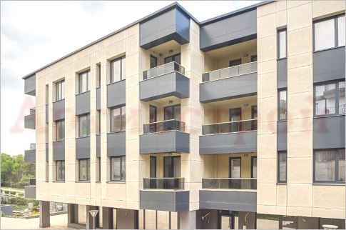 Снимка 325369326