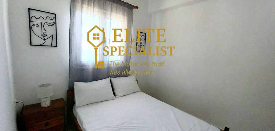 Photo 325698789