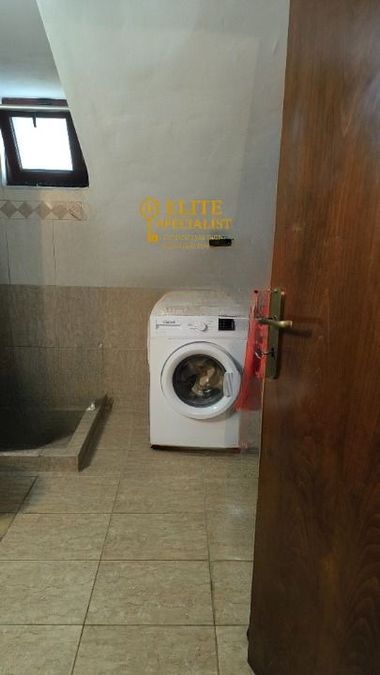 Photo 325887942
