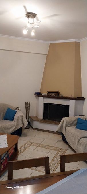 Photo 325889301