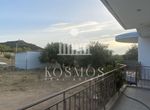 Photo 326041254