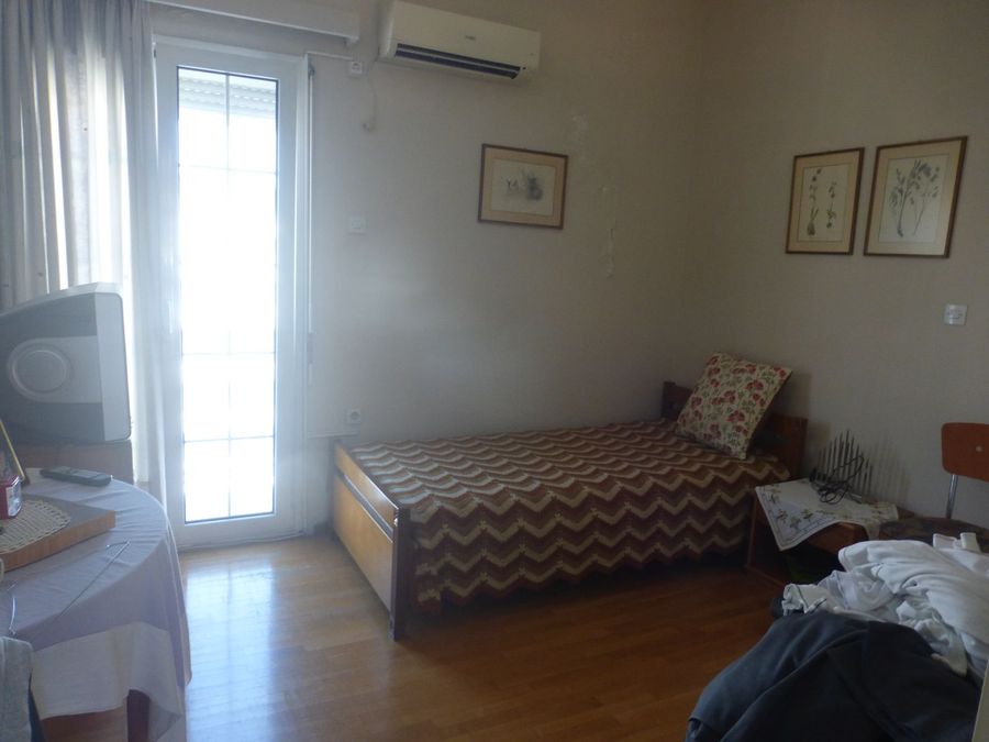 Photo 326667291