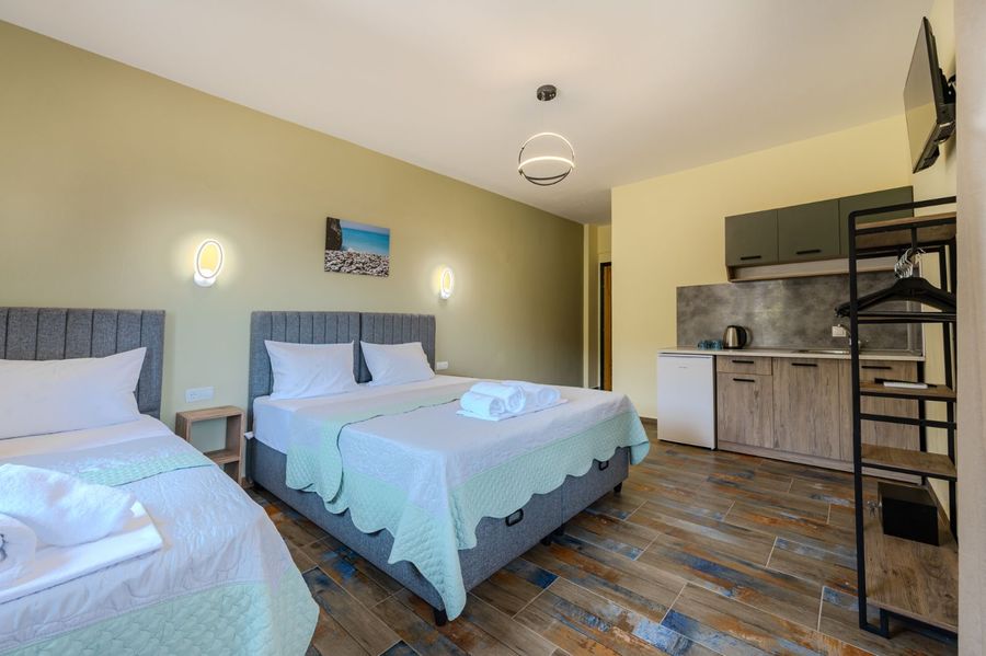 Снимка 326748633