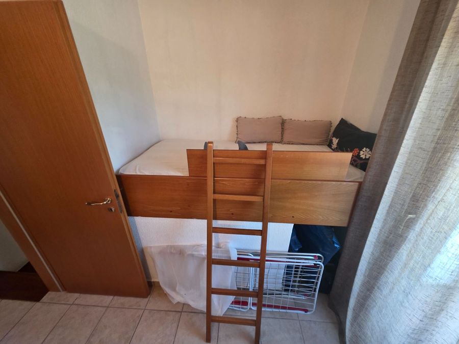 Photo 326753028
