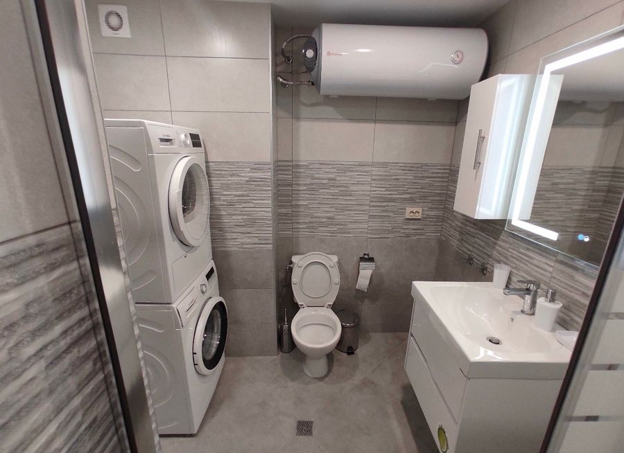 Снимка 326836602