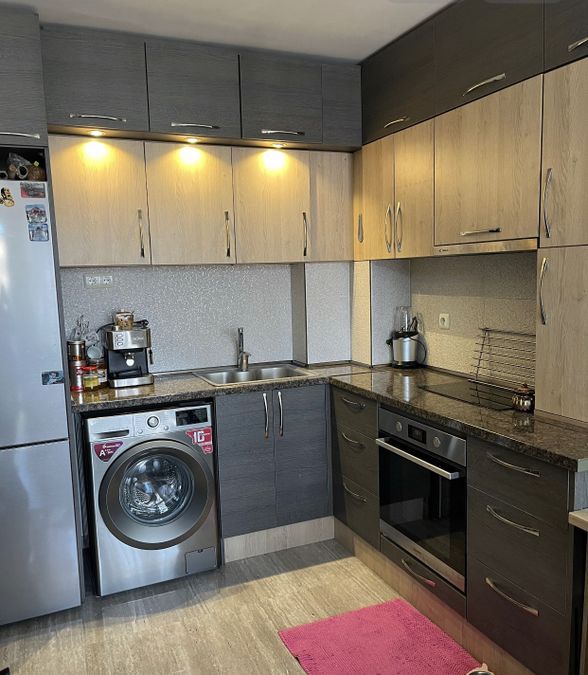 Снимка 326839695