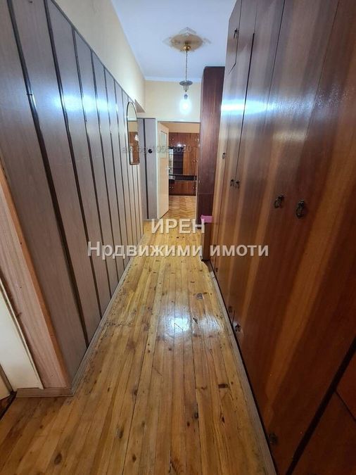 Снимка 326995398