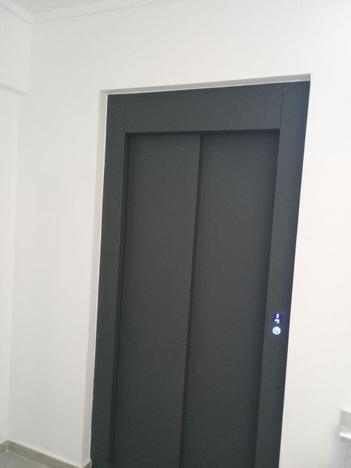 Photo 327007245