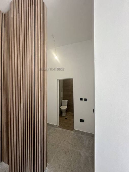 Снимка 327077772