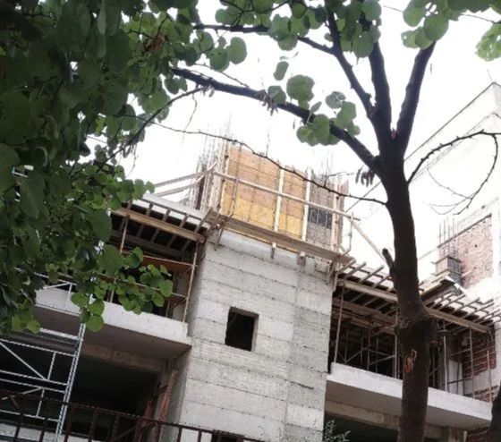 Photo 327286221