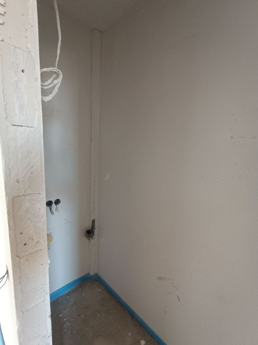 Photo 327404232
