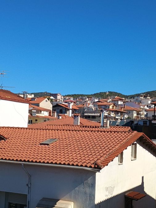 Photo 327965550