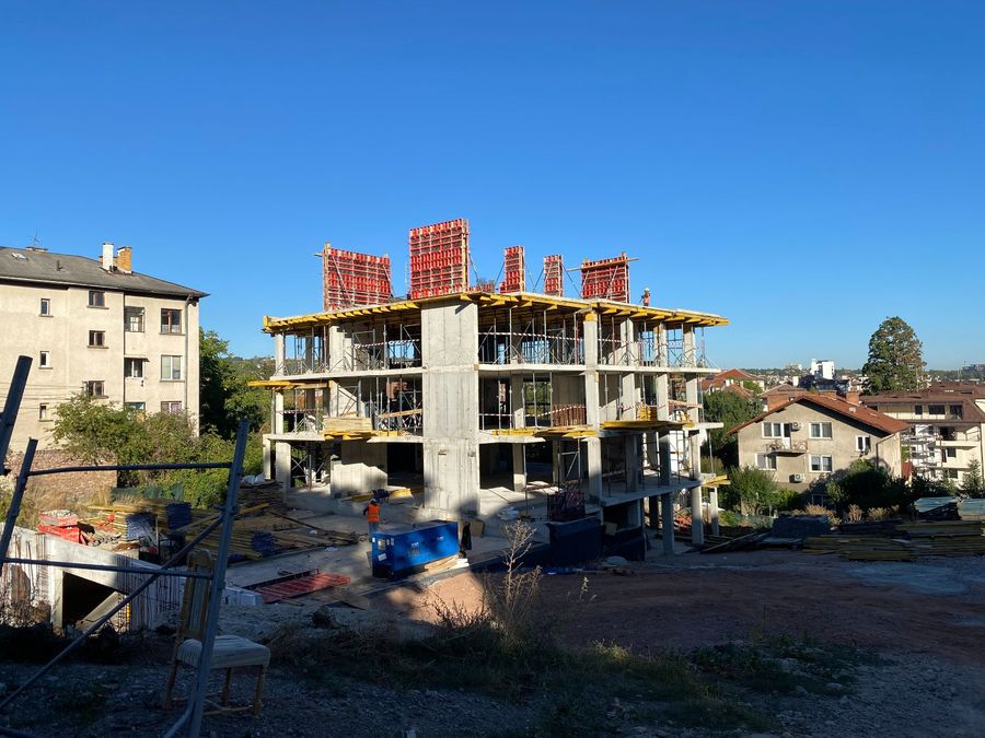 Снимка 328083708