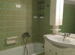 Photo 328135779