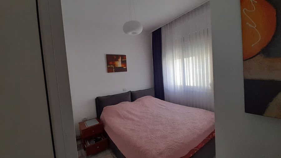 Photo 328503777