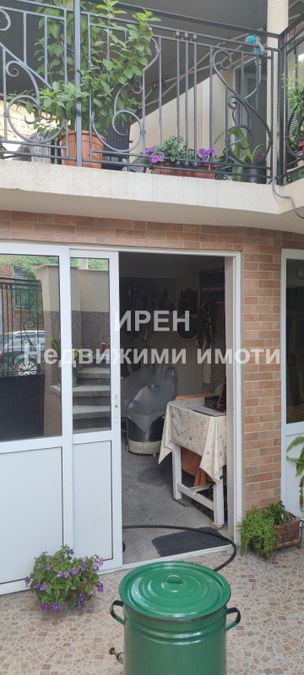 Снимка 328773798