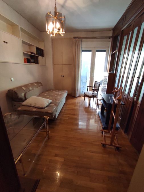 Photo 328837689