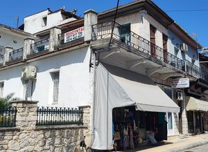 Συγκρότημα προς πώληση Κέντρο (Φιλιππιάδα) 204 τ.μ. 1ος Όροφος 4 Υπνοδωμάτια