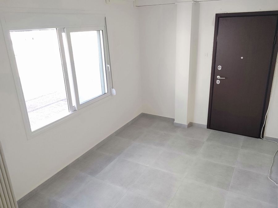 صورة فوتوغرافية 328905384